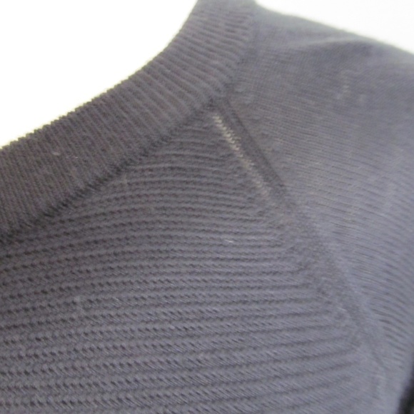 Lululemon Lightweight Boolux Sweater Black Women Size 4- 6? - Picture 5 of 11